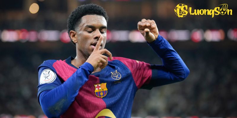 Alejandro Balde Ổn Định Thể Lực Trước Đại Chiến Chelsea 1 Alejandro Balde Ổn Định Thể Lực Trước Đại Chiến Chelsea